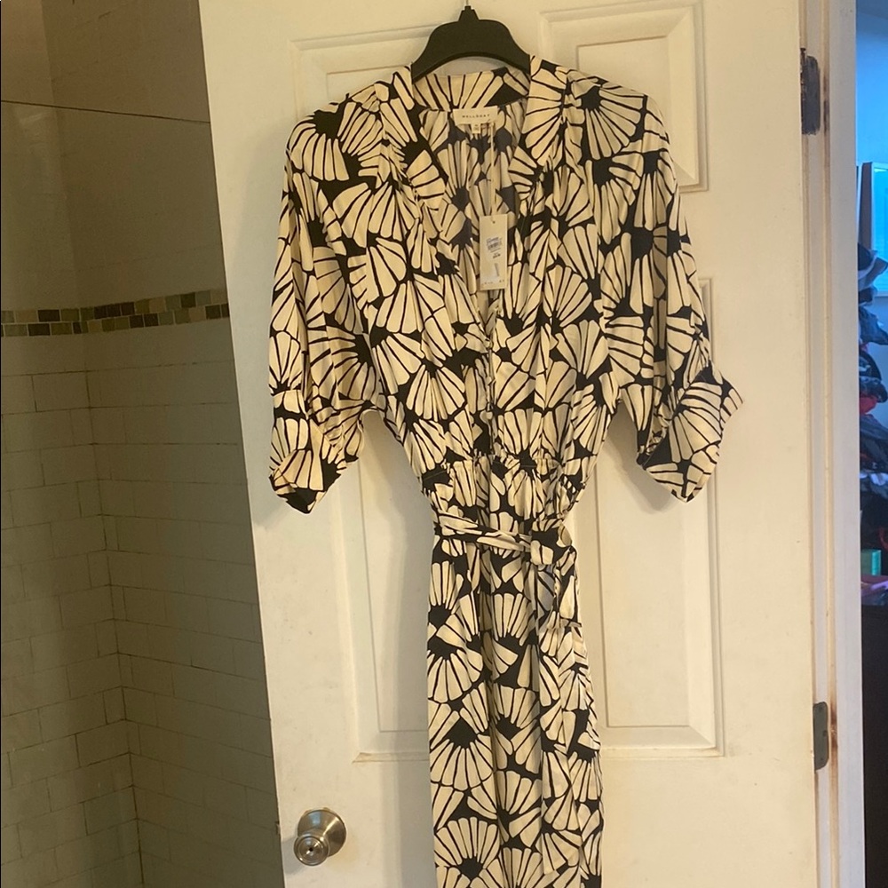 Anthropologie, Macy's Black and White Dolman Sleeve Jumpsuit - Picture 7 of 9